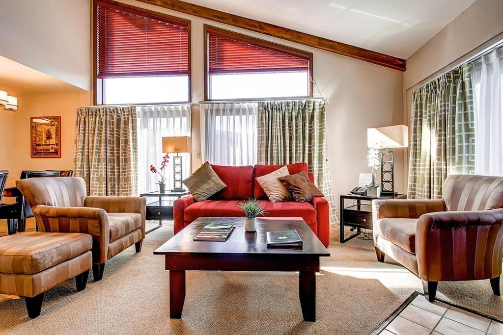 Falcon Point Avon Ngoại thất bức ảnh